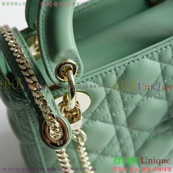 #��� ���̵�� �̴� M0505-702