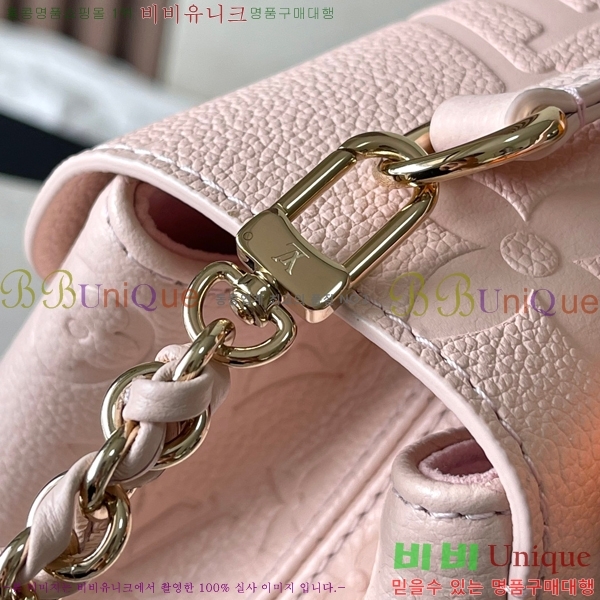 #̺   M47072-601