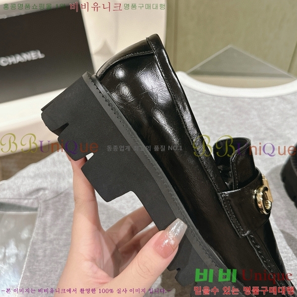 ���� ���� ���� CH704198-1