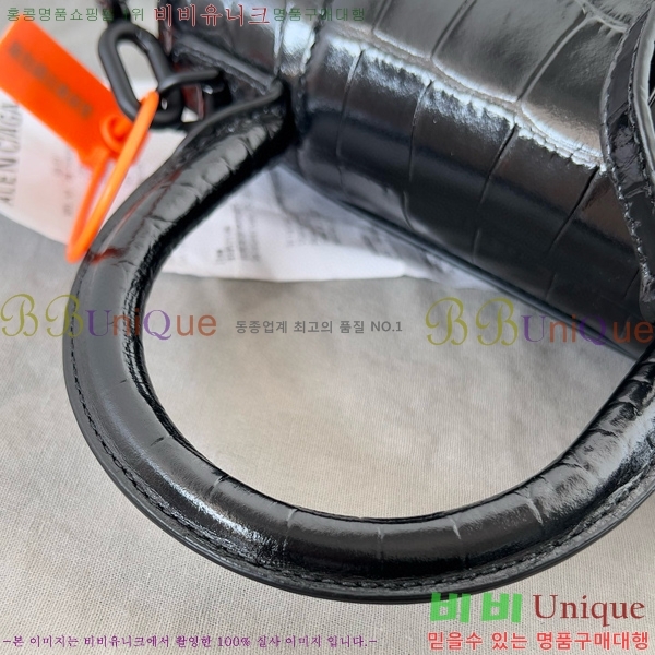 #�߷��þư� �ƿ��۷��� XS ž �ڵ� �� 5928331-107