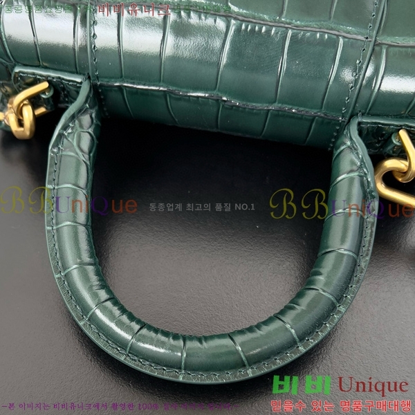 #�߷��þư� �ƿ��۷��� XS ž �ڵ� �� 5928331-117