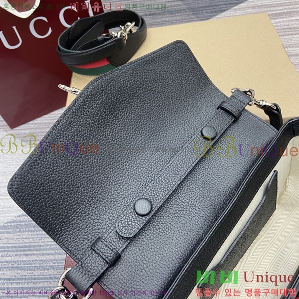 #���� �̴� ũ�ν��� ‎821623-660