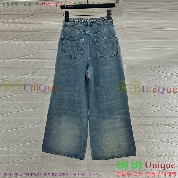  * 9   CH1112077-4
