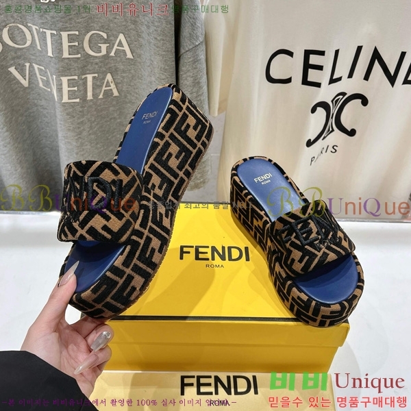     28F339027-4