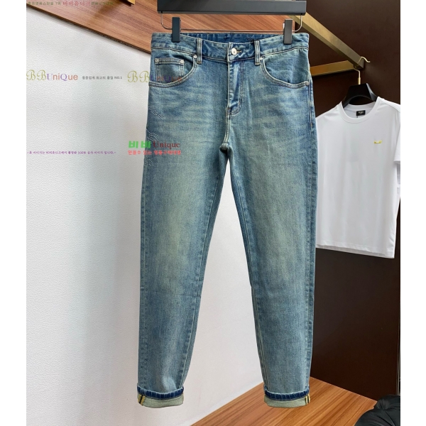   û BU553812-1