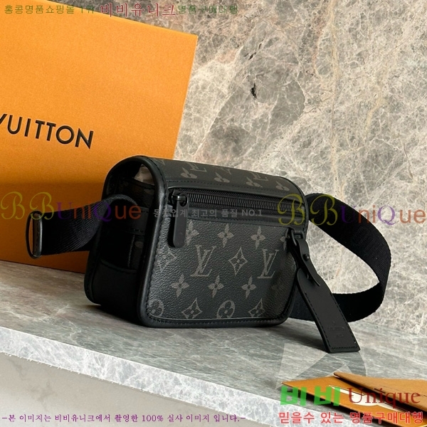 ̺    M12599