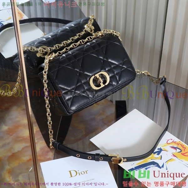 #  īι D923600-2
