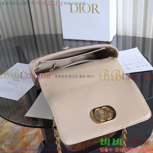 #  īι D923600-5