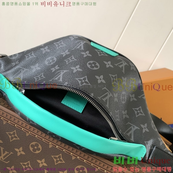 #̺   M25924-1