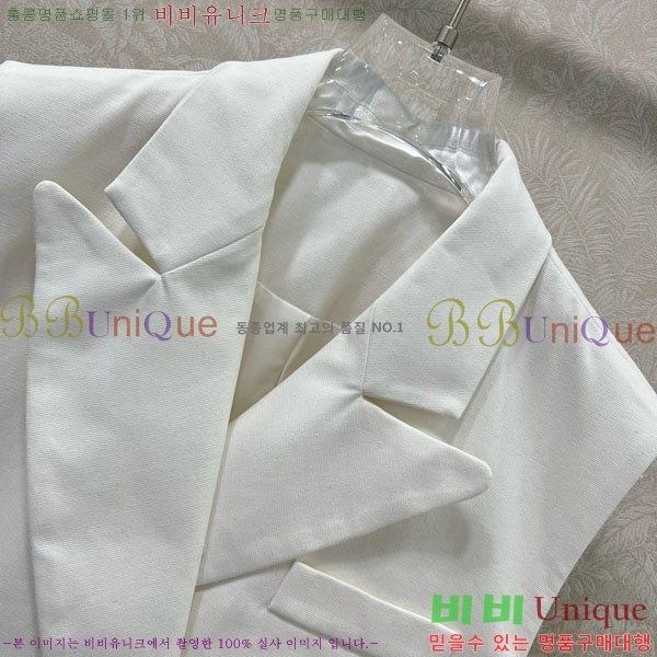   Ŷ  GU556720-5