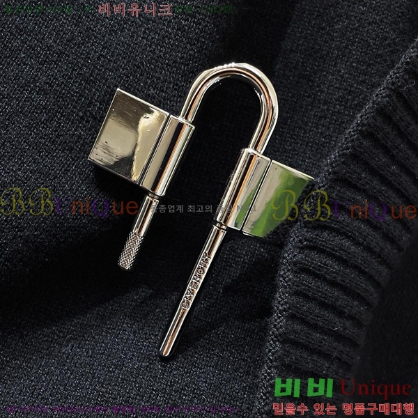    G831526