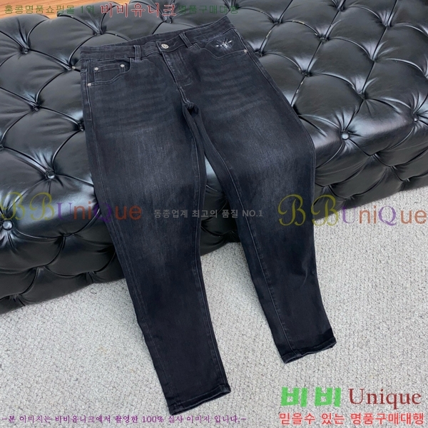   û D253784