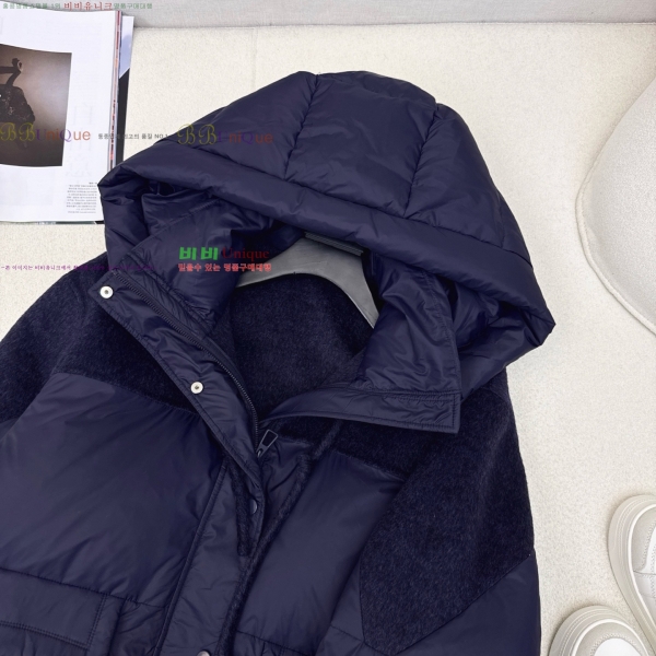  **  ٿ е MAXM230823-9