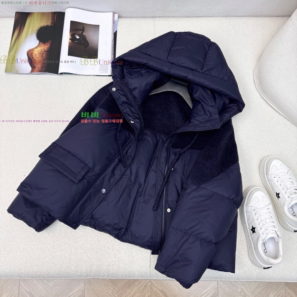  **  ٿ е MAXM230823-9