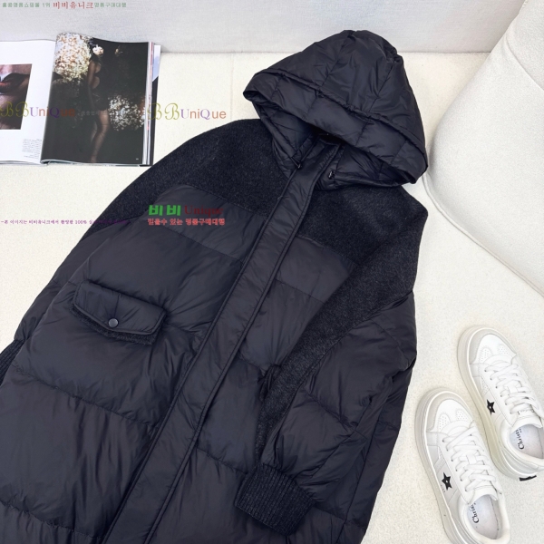  **  ٿ е MAXM230823-18