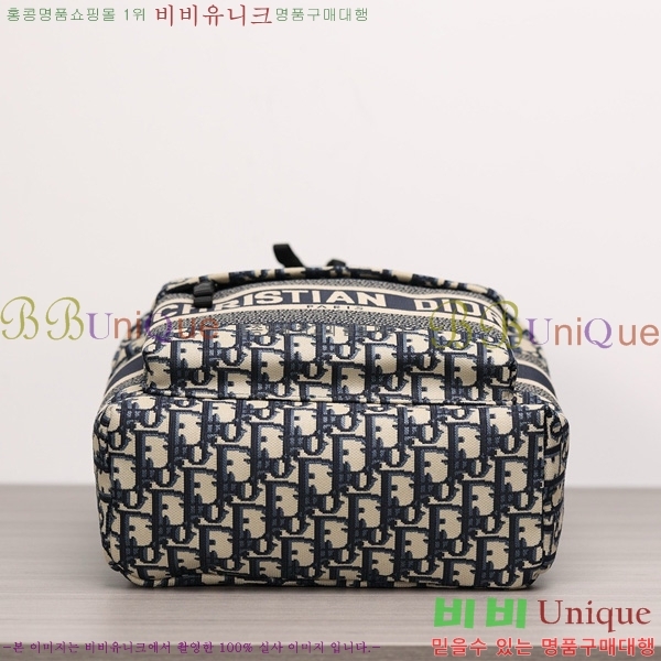 # Ʈ   M6108-1001