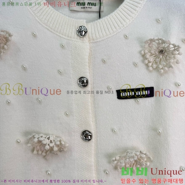 ̿̿   MIU243240-4