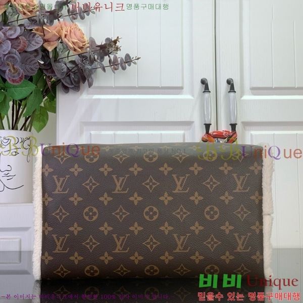 #���̺��� ���ǵ� ����Ʈ 30 �׵� �� M26326-101