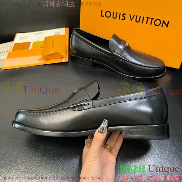  ̺  LV81113