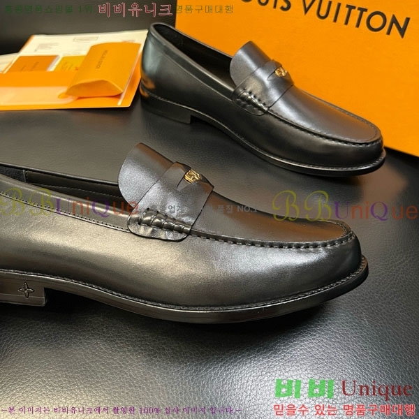  ̺  LV81113