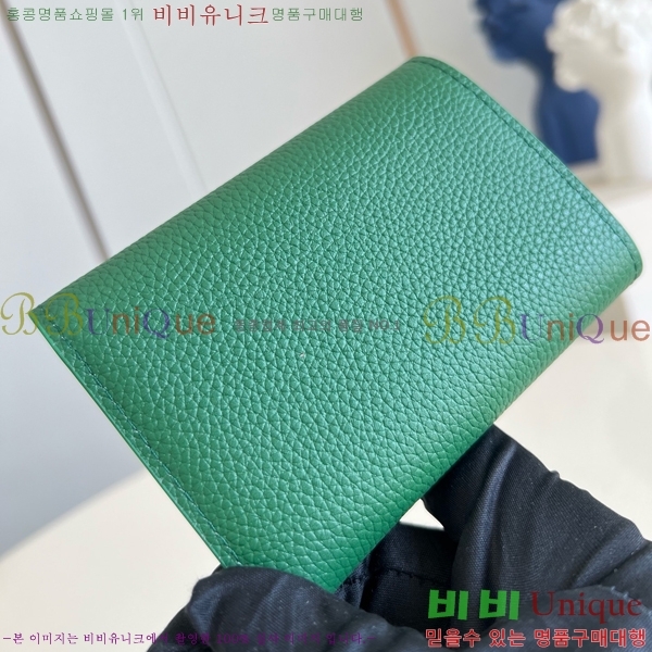 #̺   M25958-101
