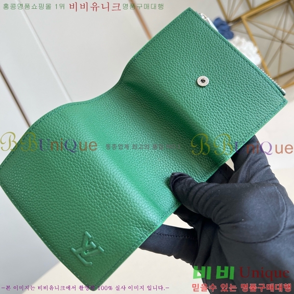#̺   M25958-101