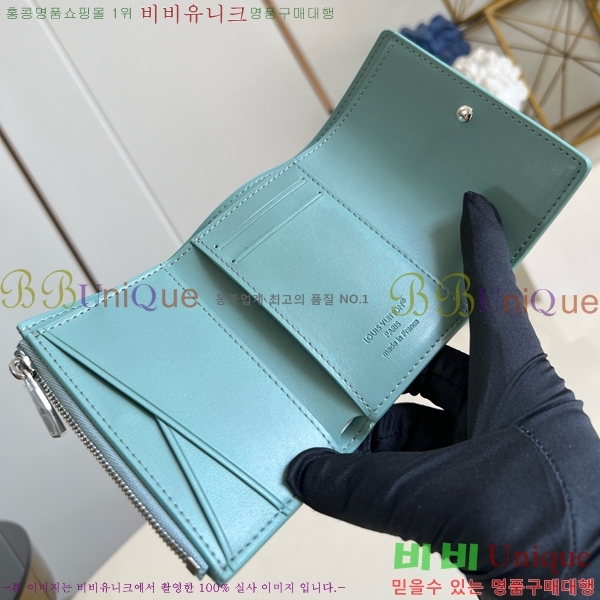#̺   M25956-101