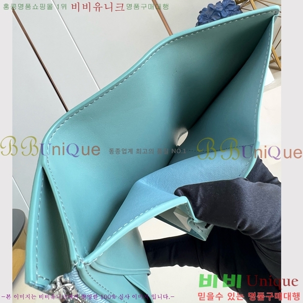 #̺   M25956-101