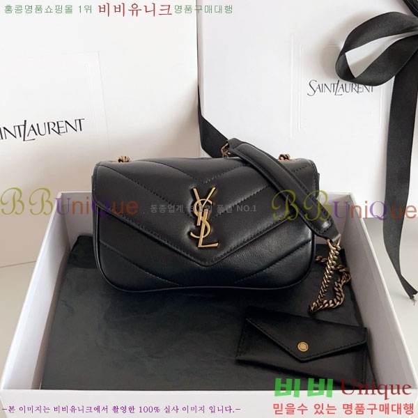 #ζ  ̴  821749-1001