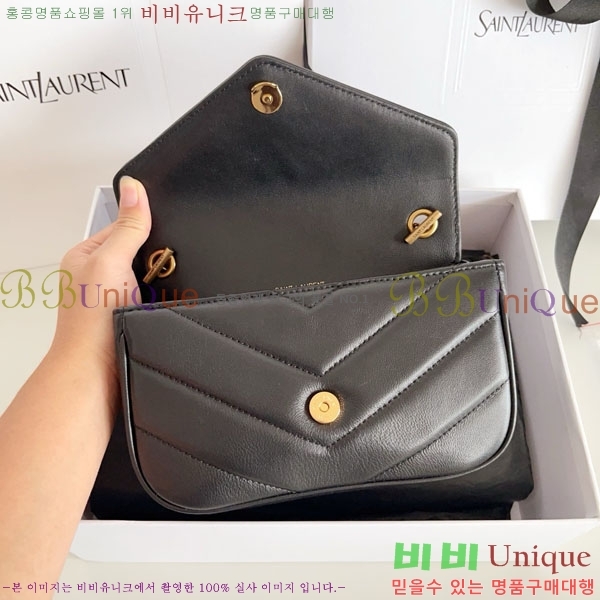 #ζ  ̴  821749-1001