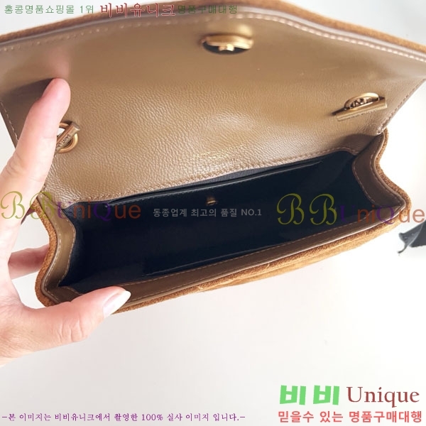 #ζ  ̴  821749-2001