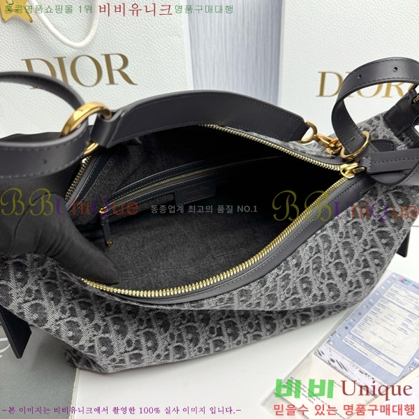 # D-Journey ̵/ M2417UT-2002