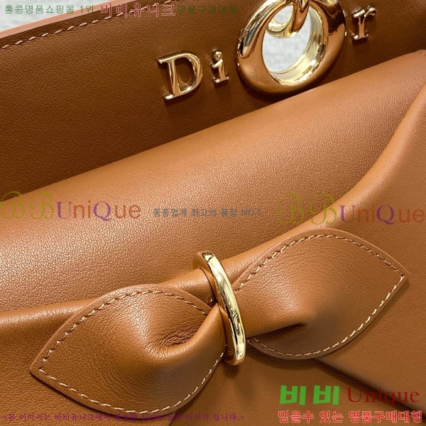 # ٺ  žڵ M0737-105