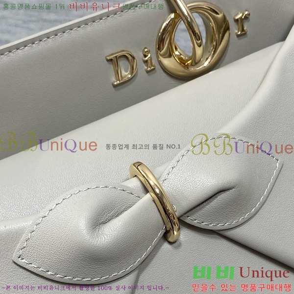 # ٺ  žڵ M0737-106