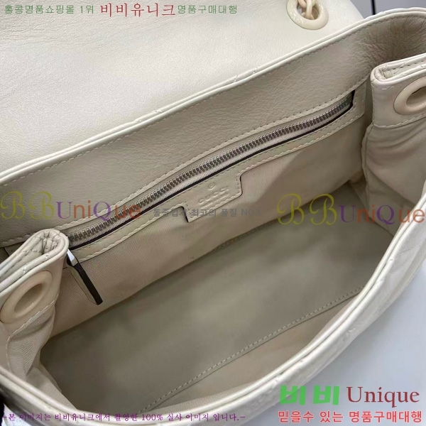 # GG  ̵  850676-104