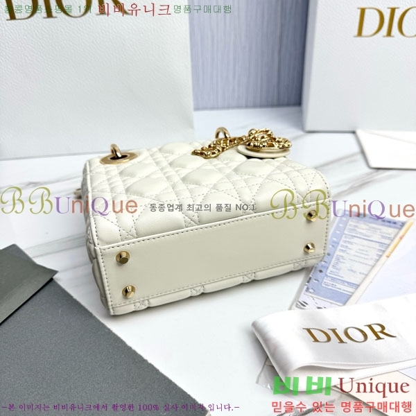 #��� Lady Dior �̴� ���̵�� M0505-1001
