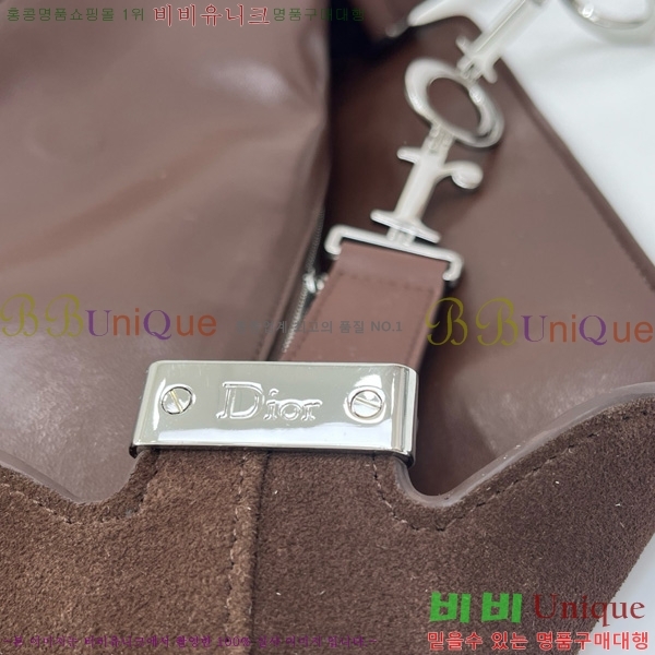 # ʼ ش JONATHAN ANDERSON ȣ M856324-4