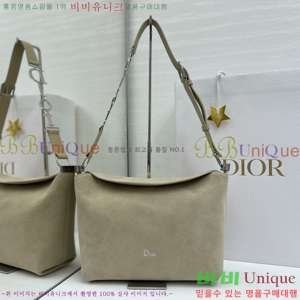 # ʼ ش JONATHAN ANDERSON ȣ M856324-3