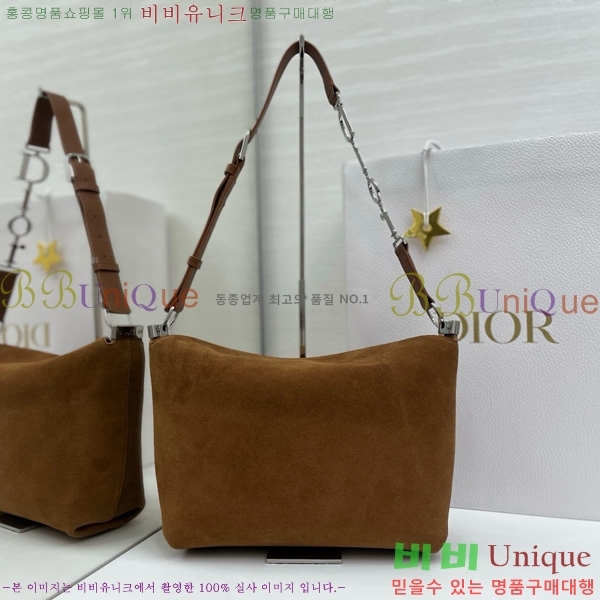 # ʼ ش JONATHAN ANDERSON ȣ M856324-2