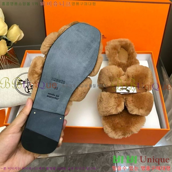 ޽   þ  W861001-4