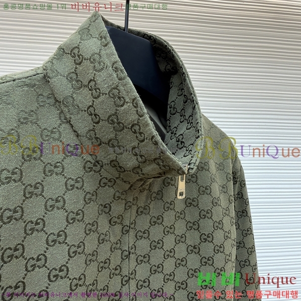  * Ŭ  31GU216815805-1