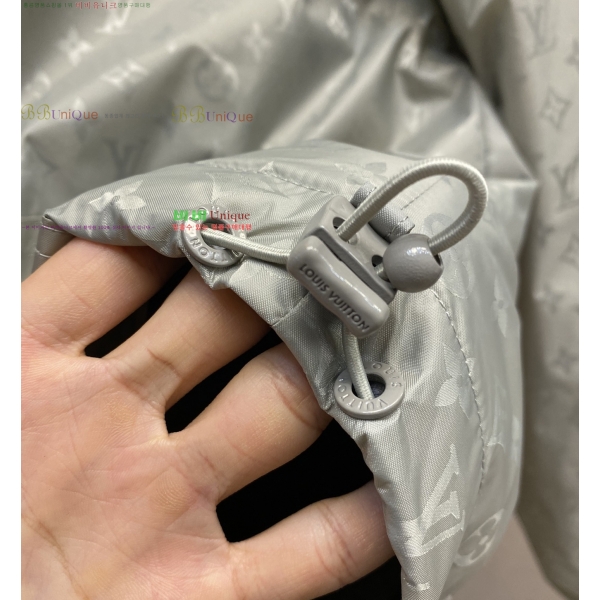 ���� ����*�� �ĵ� �ٿ� �е� 61LV2511123-3