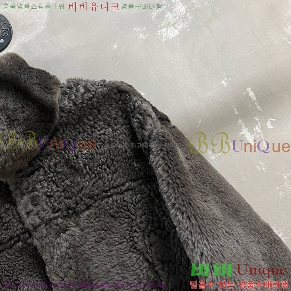  ̿̿ þ   MIU42302-5