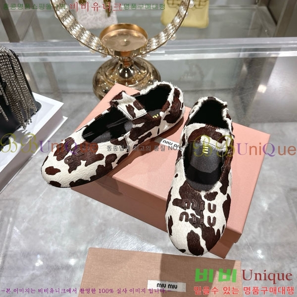  ̿̿ ÷ 28MU902304-2