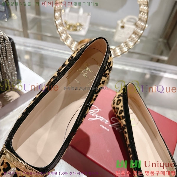 ������� �÷����� 30RV725727