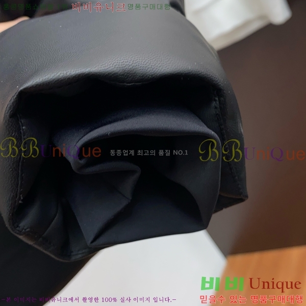 ���� ��**�Ƴ� �ٿ� �е� LP896744