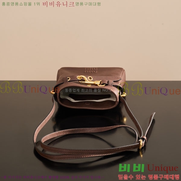 #�̿�̿� ���� �ƹ�ٸ� ��Ʈ�� �Ŀ�ġ 5NR461-701