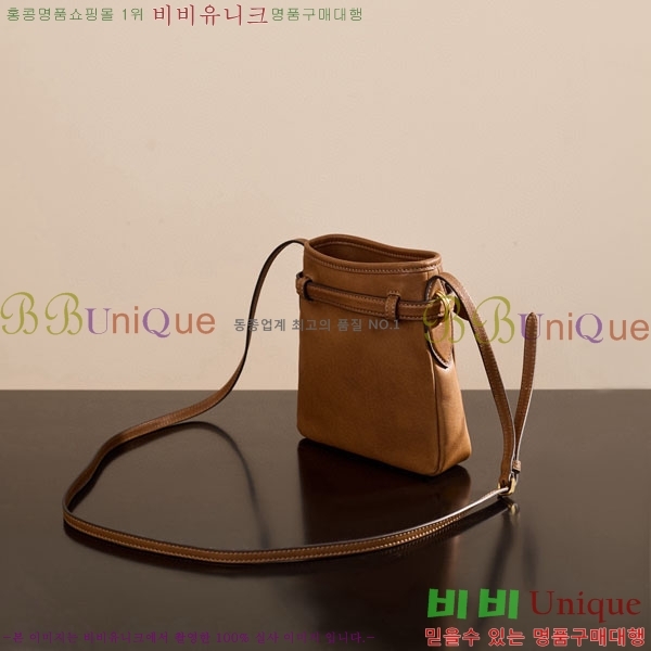 #�̿�̿� ���� �ƹ�ٸ� ��Ʈ�� �Ŀ�ġ 5NR461-702