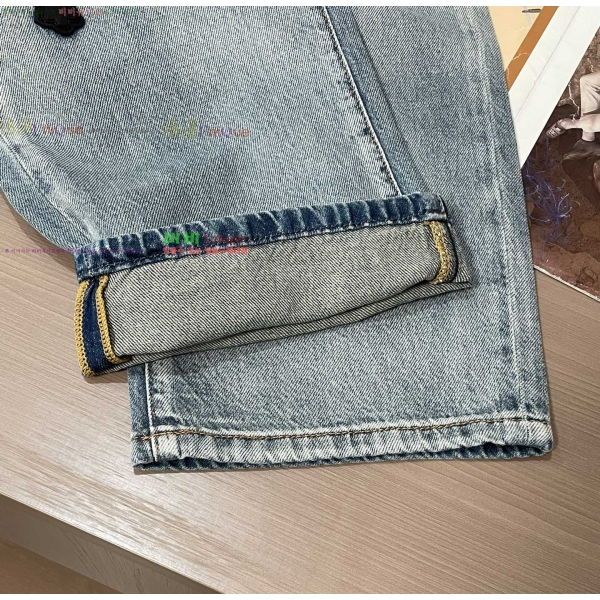 ���� ũ������ û���� CH245361-1