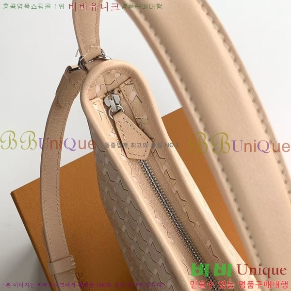 #���̳� ȣ���� M8219-8